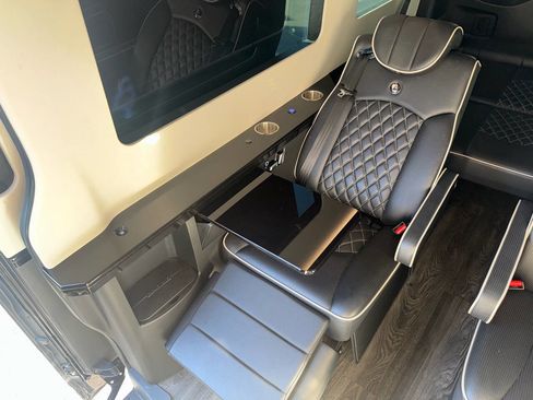 Used 2019 Mercedes-Benz Sprinter 170 image 34