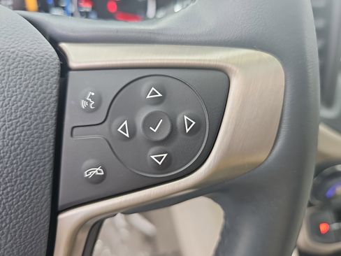 Used 2023 GMC Acadia Denali w/ Denali Ultimate Package image 18