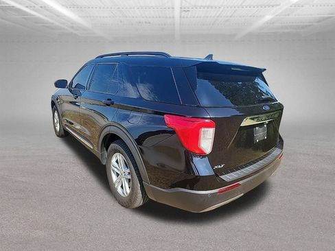 Used 2021 Ford Explorer XLT w/ Equipment Group 202A RWD image 25