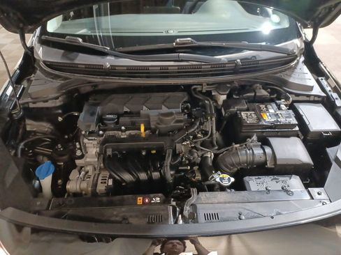 Used 2023 Kia Rio LX image 17