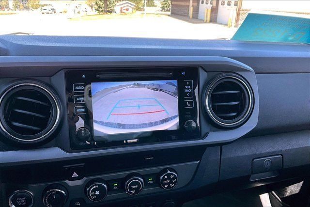 Used 2019 Toyota Tacoma TRD Off-Road AWD/4WD image 14