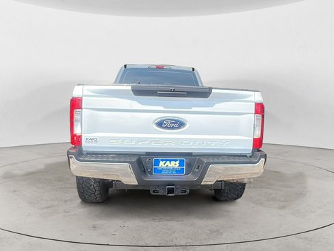 Used 2019 Ford F250 XL w/ Power Equipment Group AWD/4WD image 5