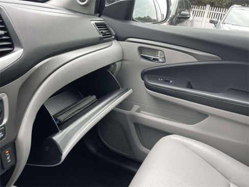 Certified 2019 Honda Ridgeline RTL image 31