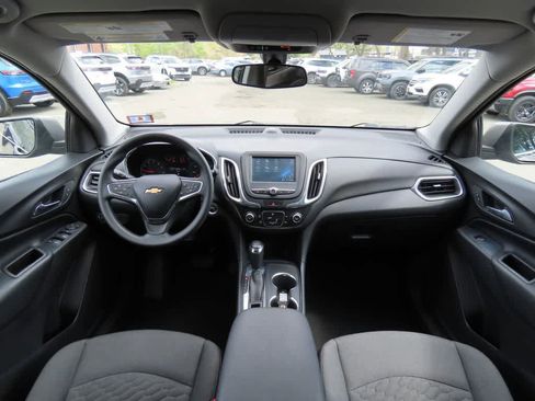 Used 2018 Chevrolet Equinox LT FWD image 18
