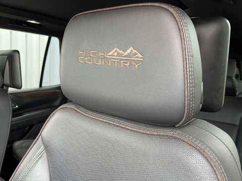 Used 2021 Chevrolet Tahoe High Country AWD/4WD image 29