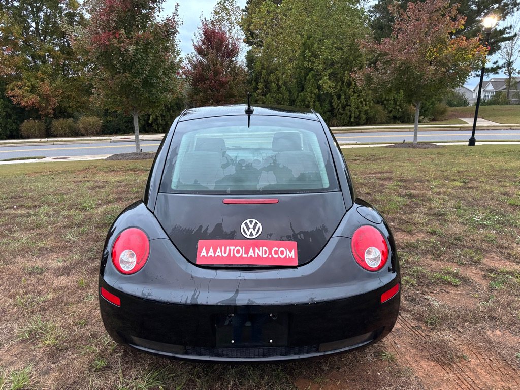 Used 2009 Volkswagen Beetle S FWD image 8