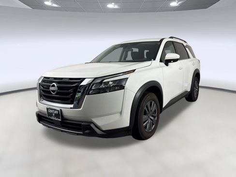 Used 2025 Nissan Pathfinder SV AWD/4WD image 1