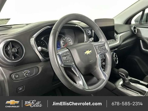 Certified 2025 Chevrolet Blazer LT image 11
