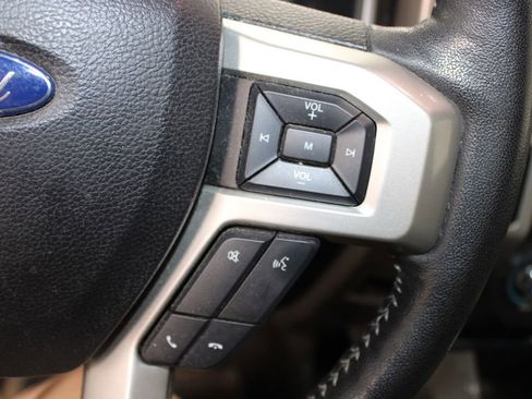 Used 2019 Ford F150 Lariat AWD/4WD image 24