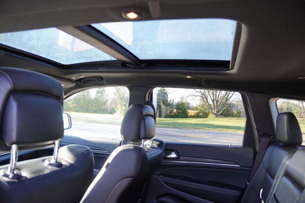 Certified 2021 Jeep Grand Cherokee Limited w/ Quick Order Package 28K 80th AWD/4WD image 18