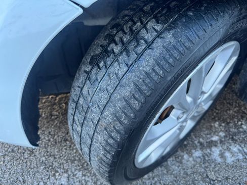 Used 2020 Chevrolet Spark LT image 39