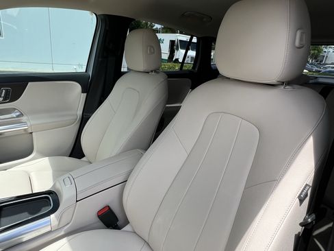 Certified 2026 Mercedes-Benz GLA 250 4MATIC image 16