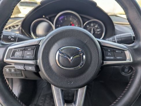 Used 2017 MAZDA MX-5 Miata Sport image 19