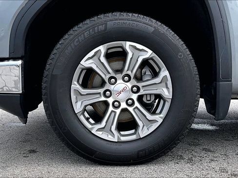 Used 2023 GMC Sierra 1500 SLT AWD/4WD image 34