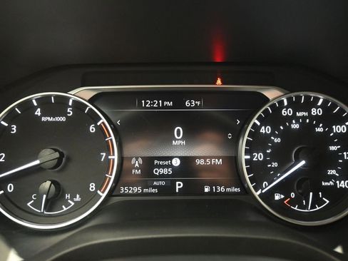 Used 2025 Nissan Rogue SV image 10