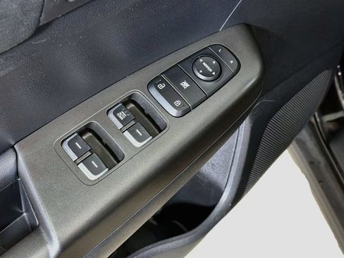 Used 2021 Kia Sportage LX FWD image 18