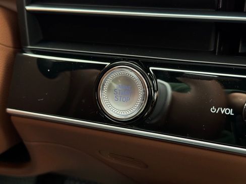 New 2026 Genesis GV70 2.5T Advanced image 38