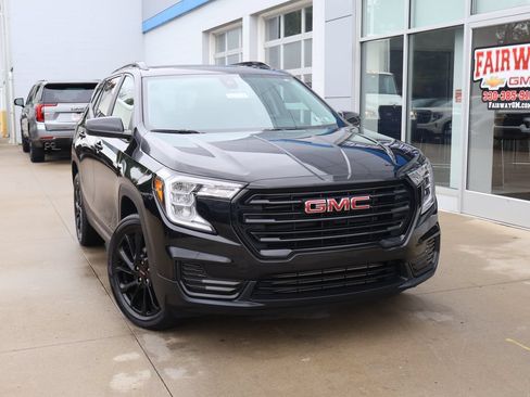 Used 2024 GMC Terrain SLE w/ Driver Convenience Package AWD/4WD image 38