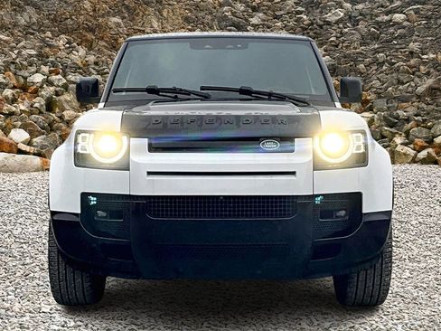 Used 2022 Land Rover Defender 90 Carpathian Edition image 3