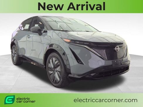 Used 2023 Nissan Ariya AWD image 1