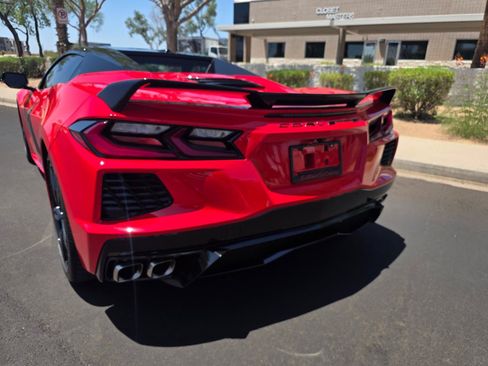 Used 2024 Chevrolet Corvette Stingray Premium Conv w/ Z51 Performance Package RWD image 26