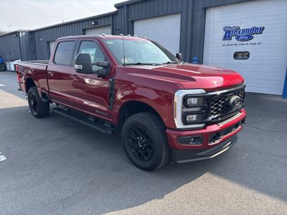 New 2025 Ford F250 XLT w/ Black Appearance Package