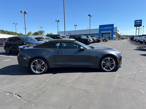 Used 2017 Chevrolet Camaro SS w/ 50th Anniversary Edition image 5
