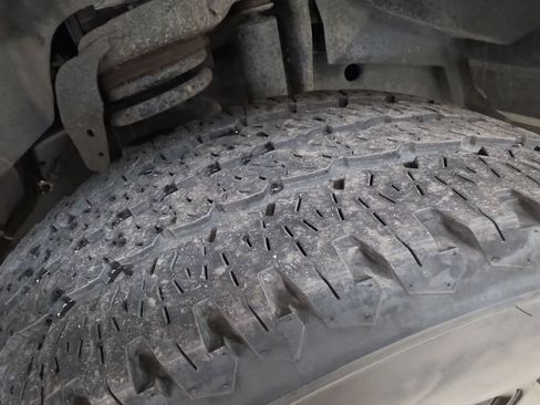 Used 2024 RAM 2500 Limited AWD/4WD image 27