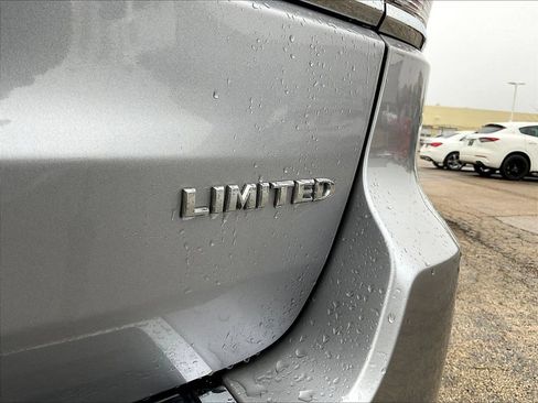 Used 2020 Jeep Grand Cherokee Limited AWD/4WD image 24