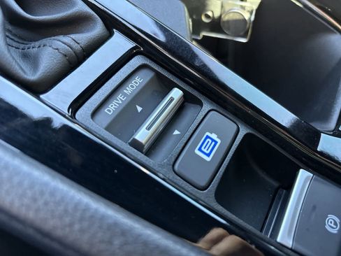 Used 2024 Honda Accord Sport image 30