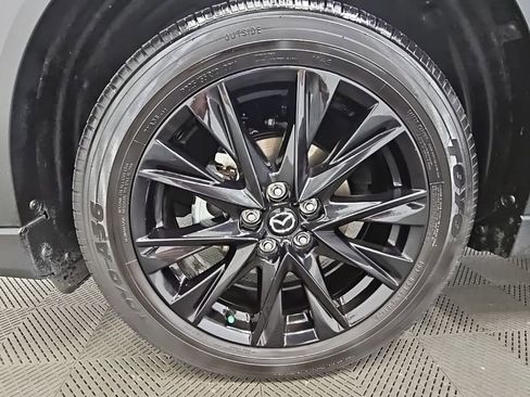 Used 2023 MAZDA CX-5 Carbon Edition image 46