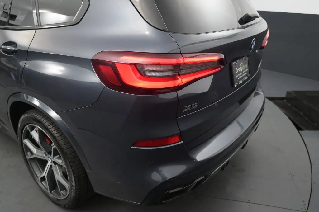 Used 2021 BMW X5 M50i AWD/4WD image 16