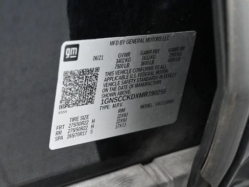 Used 2021 Chevrolet Suburban LT image 19