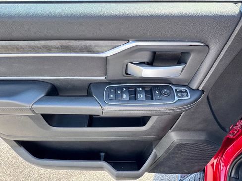 Certified 2024 RAM 2500 Big Horn AWD/4WD image 10