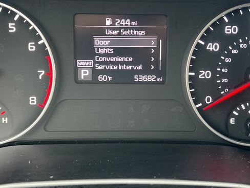 Certified 2021 Kia Seltos LX image 28