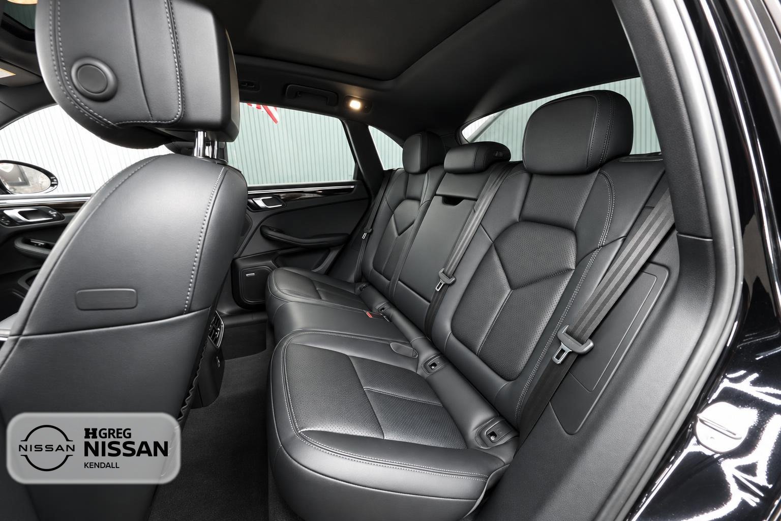 Used 2019 Porsche Macan S AWD/4WD image 7