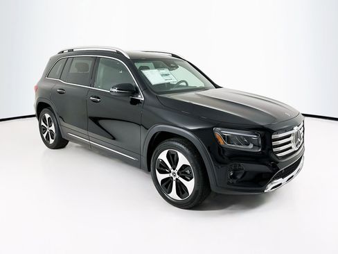 New 2026 Mercedes-Benz GLB 250 image 1