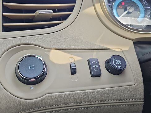 Used 2012 Buick LaCrosse Touring image 24