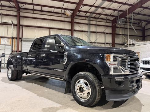 Used 2020 Ford F350 Platinum AWD/4WD image 1
