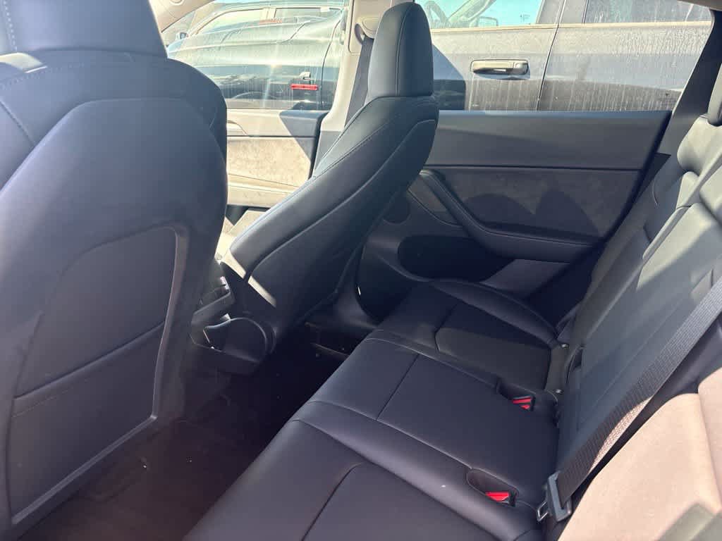 Used 2023 Tesla Model Y Performance AWD/4WD image 5