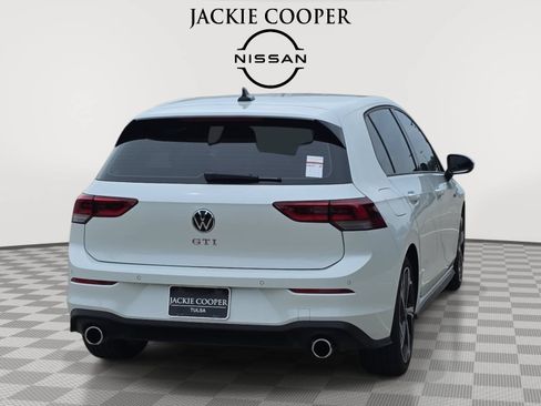 Used 2026 Volkswagen GTI SE FWD image 5