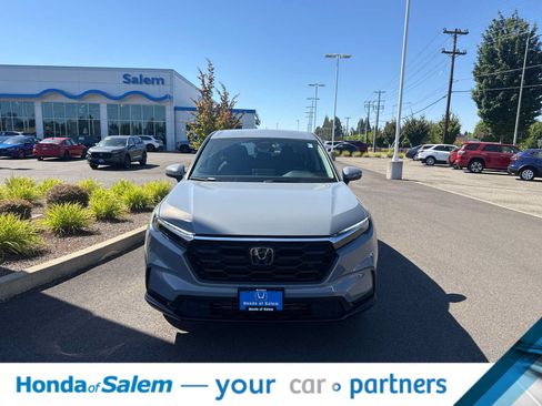 Used 2024 Honda CR-V LX image 6