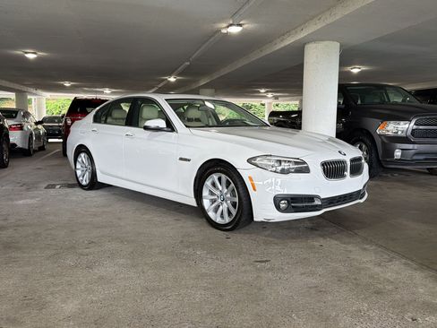 Used 2015 BMW 535i Sedan RWD image 5