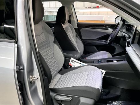 New 2026 Volkswagen Tiguan S image 28