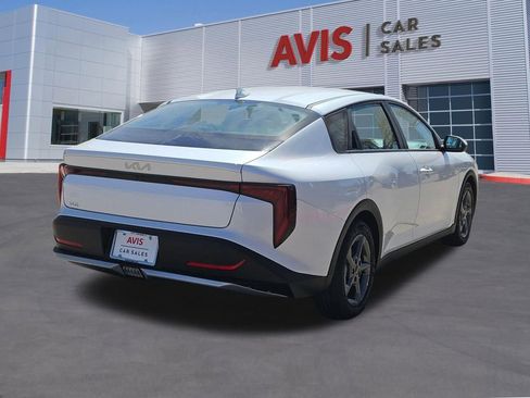 Used 2025 Kia K4 LXS FWD image 6