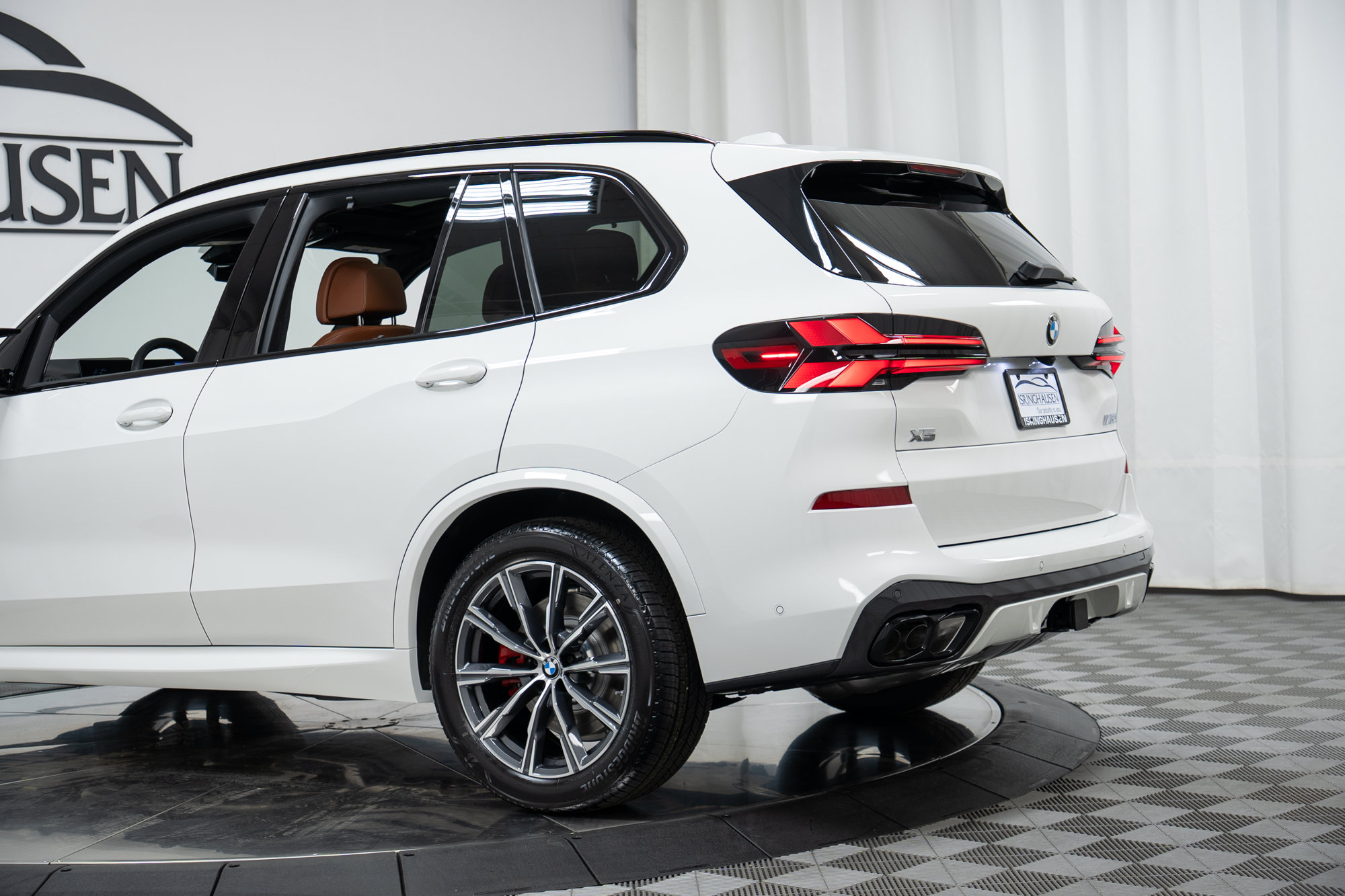 New 2026 BMW X5 M60i AWD/4WD image 28