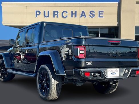 Used 2021 Jeep Gladiator Overland image 4