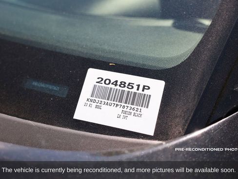 Used 2023 Kia Soul LX w/ LX Technology Package image 35