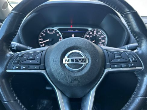 Used 2021 Nissan Sentra SV FWD image 22