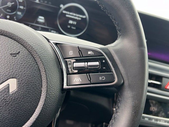 Certified 2025 Kia Seltos EX w/ EX Sunroof Package FWD image 16